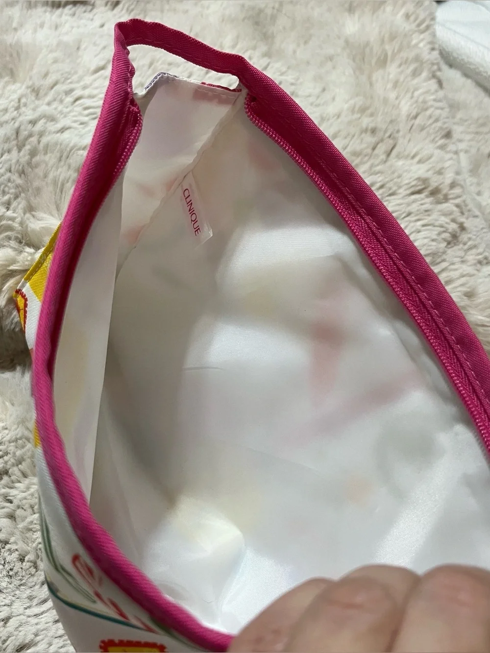 Clinique White with Pink Trim and Multicolor Print 02-20